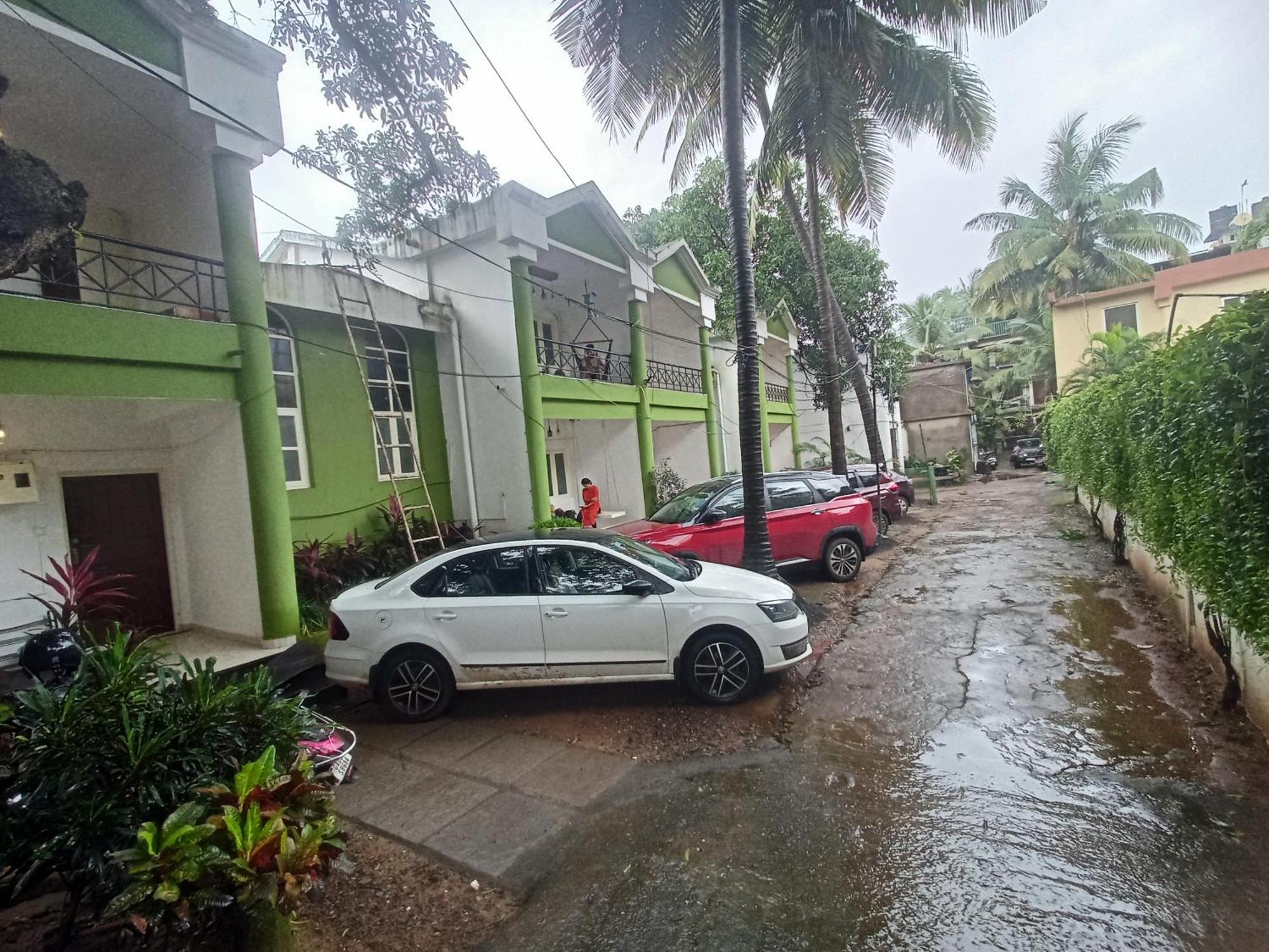 Goa Suites Holiday Home Calangute Dış mekan fotoğraf